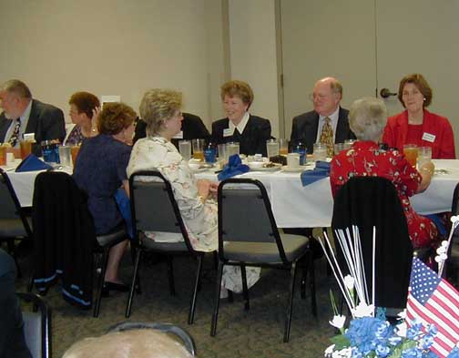 ban12.jpg (27350 bytes)