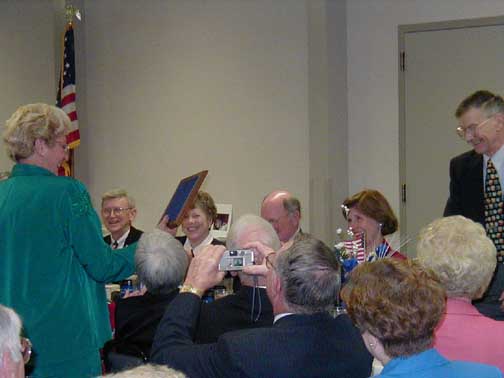 ban19.jpg (18413 bytes)