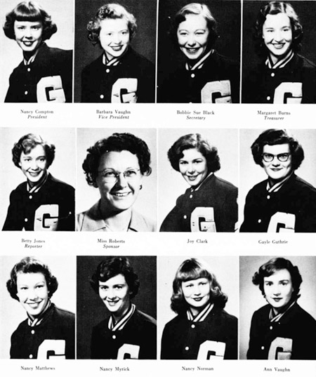 girlslet.jpg (69897 bytes)