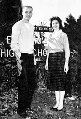 58wholoo.jpg (19347 bytes)