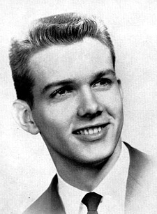 61whomr.jpg (28850 bytes)