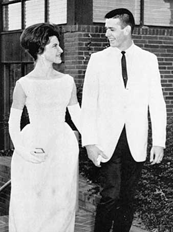63wholoo.jpg (21698 bytes)