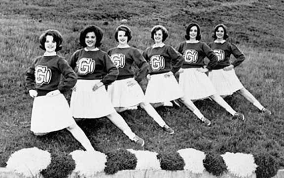 64cheer.jpg (39000 bytes)